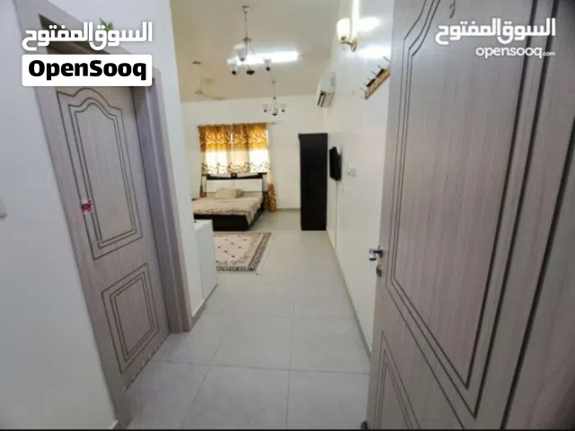 استوديو كبير وفرش راقي لمحبي النظافه