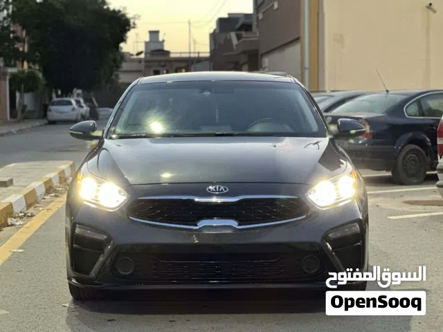 سلام عليكم كيا فورتي محرك 20عادي جمرك رساله مفتوحه كيف واصله