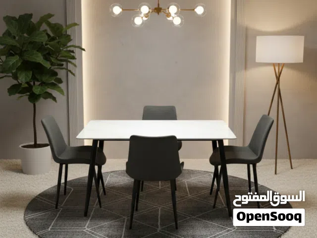 طقم طاولة طعام مودرن 4 كراسي أبيض ورمادي