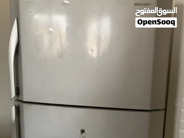 ثلاجه مستعمله مع مفتاح تقفيل