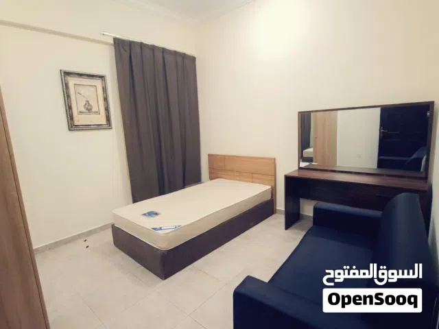 tow persan room available najema mansura