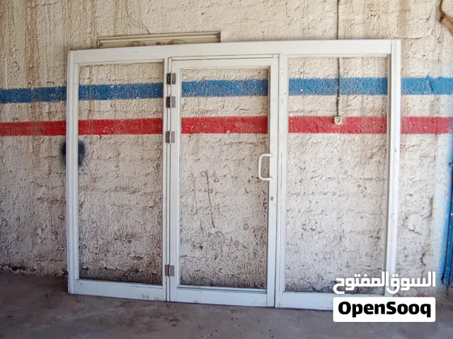 باب محل... ألومنيوم... للبيع