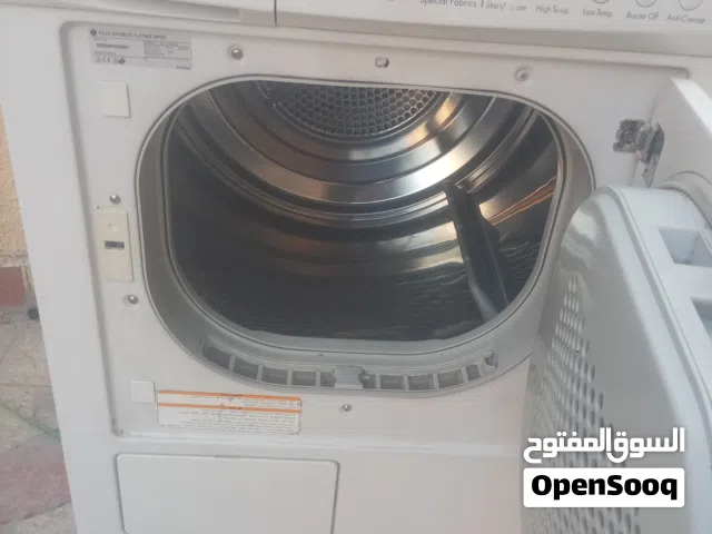 مجفف ملابس بحاله ممتازه جدا السعر 15 دينار
