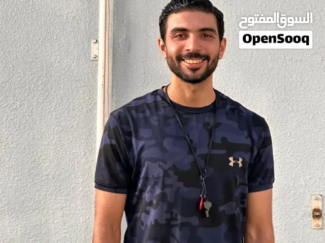 مدرب كره قدم و لياقة بدنية