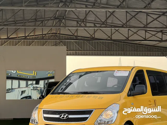 Hyundai grand starex 2016 van 12 seats korean standard