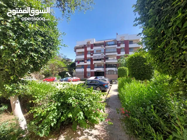 156 m2 3 Bedrooms Apartments for Sale in Giza 6th of October