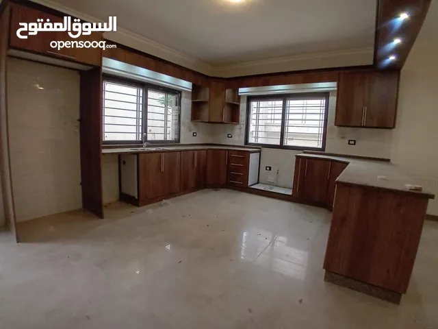 170 m2 3 Bedrooms Apartments for Rent in Amman Khalda