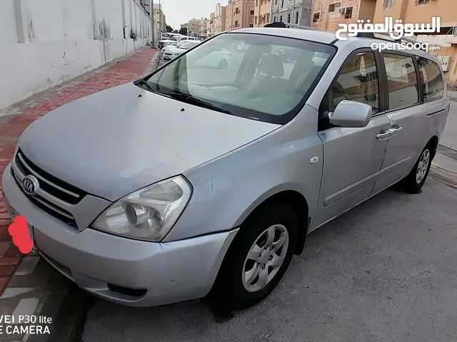 Used Kia Carnival in Al Khobar