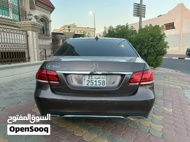 2014 مرسيدس بنز الفئة-E E 300