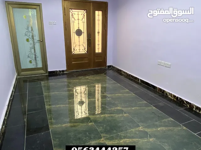 للإيجار استوديو في منطقة المويجعي قرب دوار الديوان