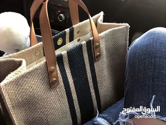 حقائب يد نسائية عملية