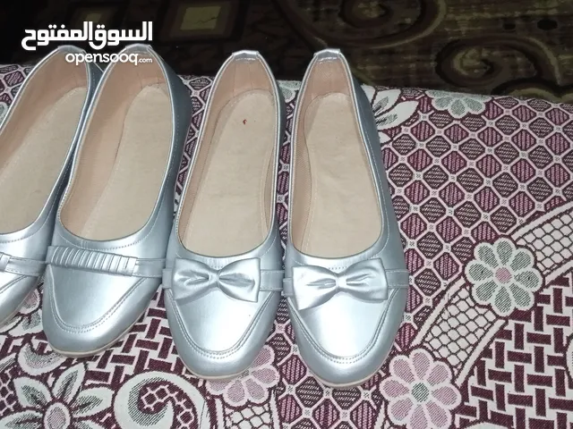 Grey Comfort Shoes in Alexandria