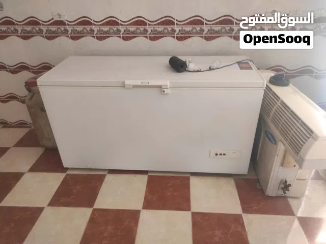 فريز كبير يبي غاز فقط سعره 900وساهل