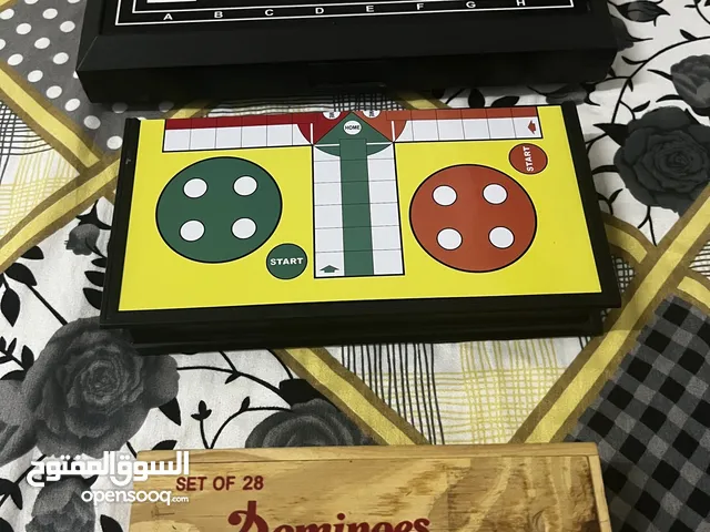 مجموعة ألعاب طاولة: الشطرنج واللودو وستة دومينو مزدوجة / Classic chess, Ludo & double 6 Domino set