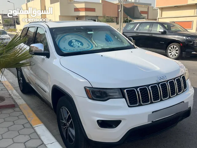 جيب شيروكي 2017 لمتدد محرك 3600 cc وارد امريكي