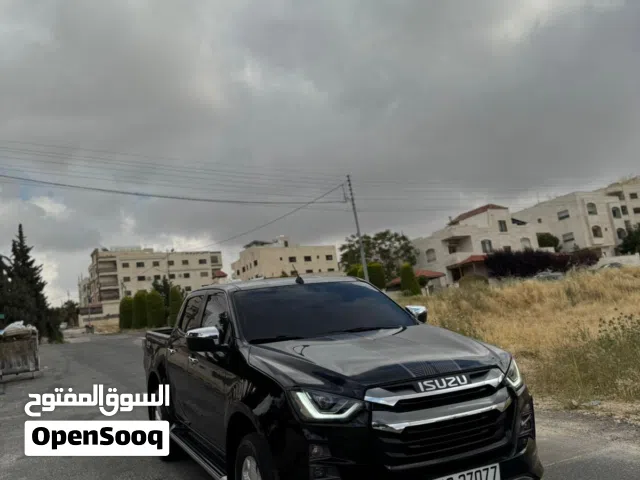 2024 ايسوزو D-ماكس GT