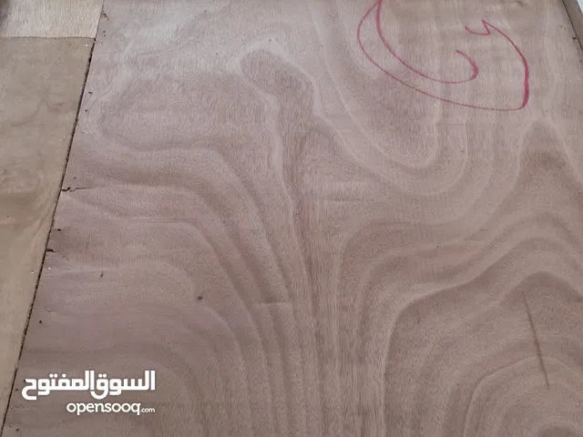 سرير مفرد ونص