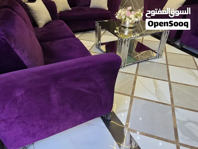 كنب للبيع  بحاله ممتازه ونضيف