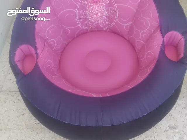 كرسي نفخ هواء حجم كبير يتسع جميع العمار بنحاط في حديقه اومسبح