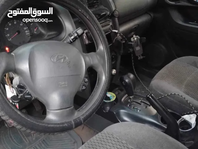 هيونداي سنتافي 2002 بحالة جيدة للبيع بداعي السفر