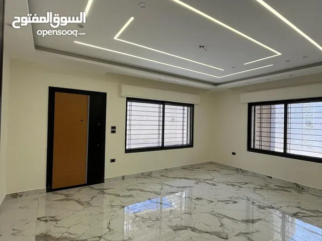 شقة فندقية في طريق المطار شارع الخدمات بجانب كلية لامينوس 206 متر مع جاكوزي وفير بليس