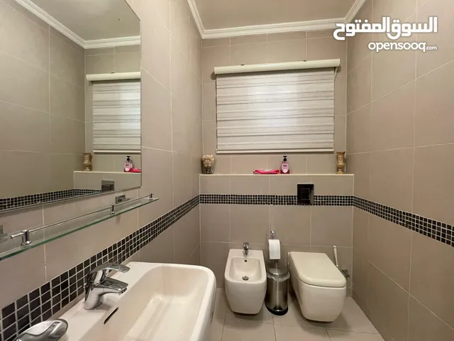 170 m2 2 Bedrooms Apartments for Rent in Amman Deir Ghbar