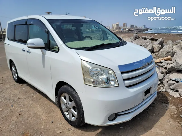 Toyota Other 2010 in Aden