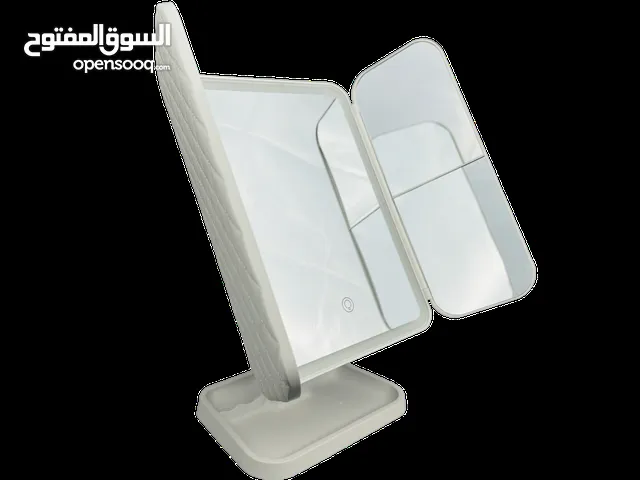 ### **مرآة** **مكياج انارة LED**