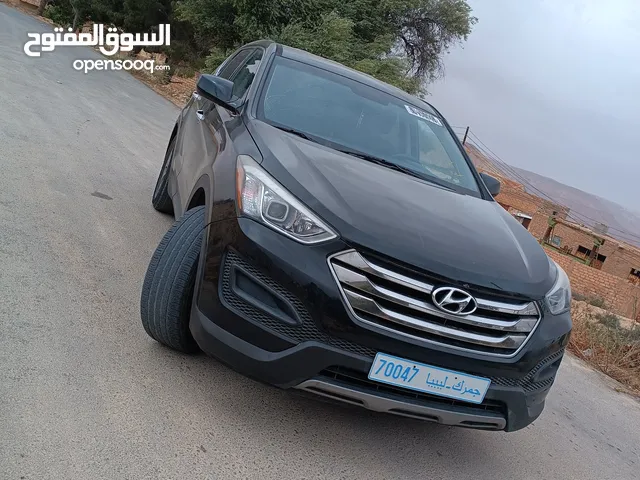 Hyundai Santa Fe 2015 in Tripoli