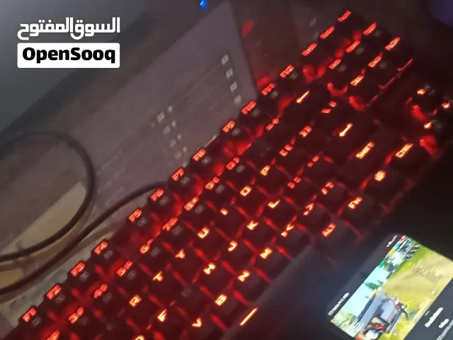 pc للبيع بسعر مميز