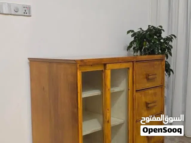 ميز قهوة خشب صنوبر استعمال قليل