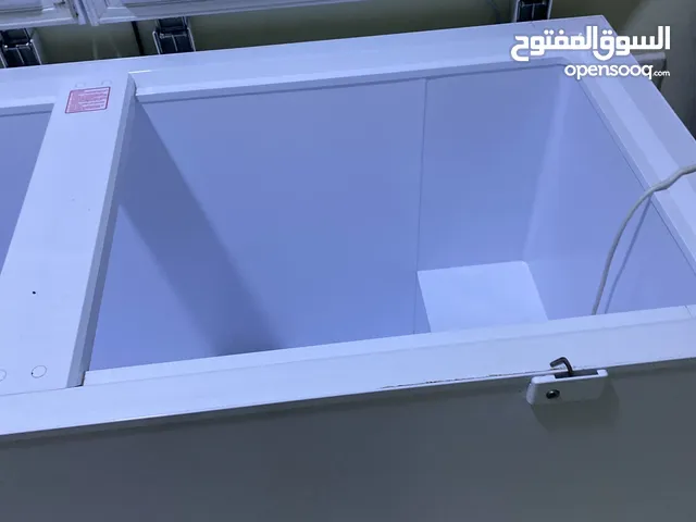 للبيع فريزر النوع كيكا سترون استعمال خفيف