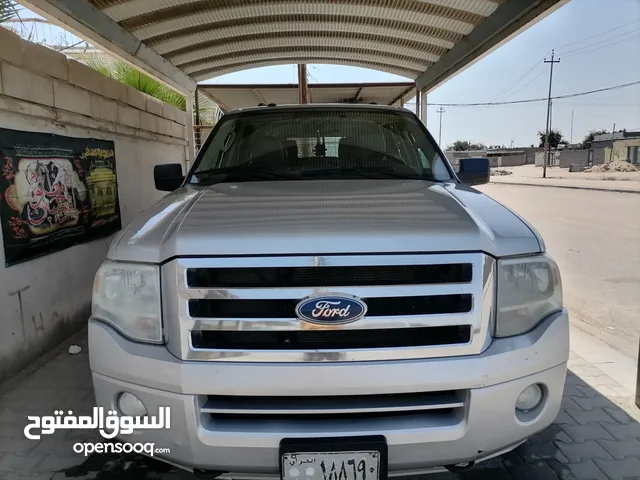 Ford Expedition 2011 in Basra