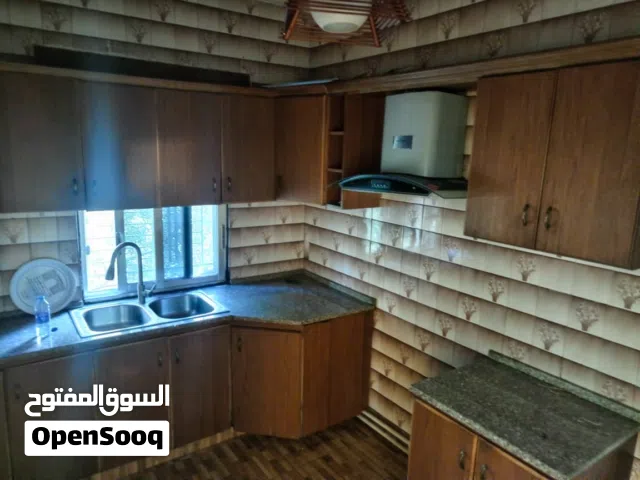 شقة للايجار من المالك مباشرة لعرسان ضاحية الرشيد    شهري على دفعات .