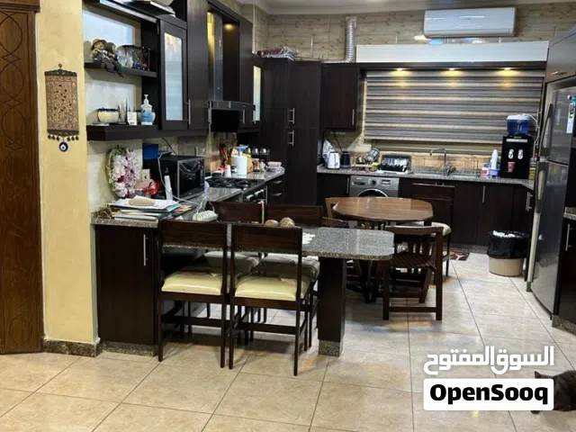 150 m2 4 Bedrooms Apartments for Sale in Zarqa Al Zarqa Al Jadeedeh