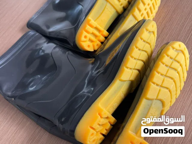 الاحذية المطرية المانعة من تسريب الماء والاستخدام الضحل مع سياب Rain boots for water leakage Siyab
