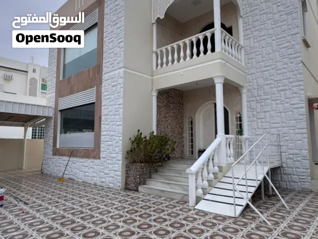 فيلا للإيجار في الخوير – خط تجاري