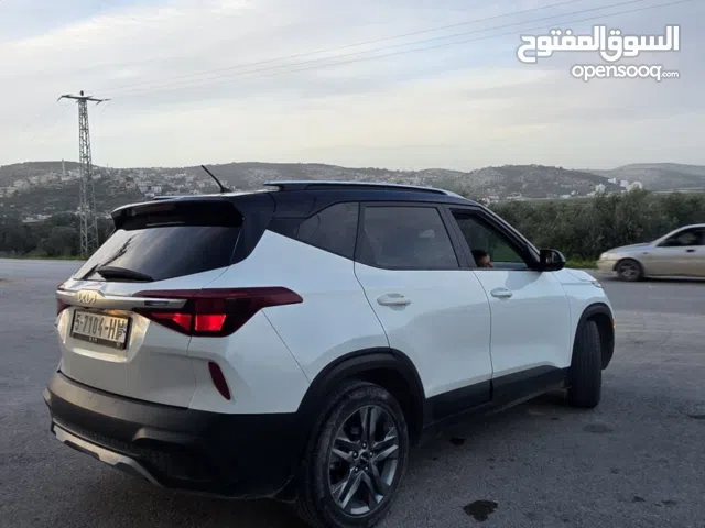 سيارة للبيع