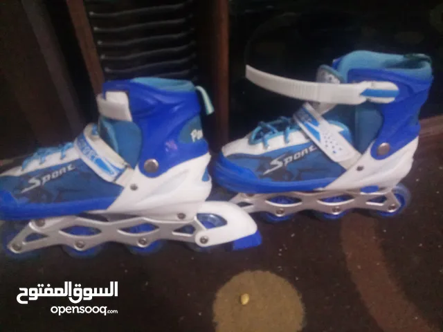 سكيت قابل للتكبير نظيف جدا استعمال أكثر من خفيف مرتين فقط وبالبيت اقرأ الوصف