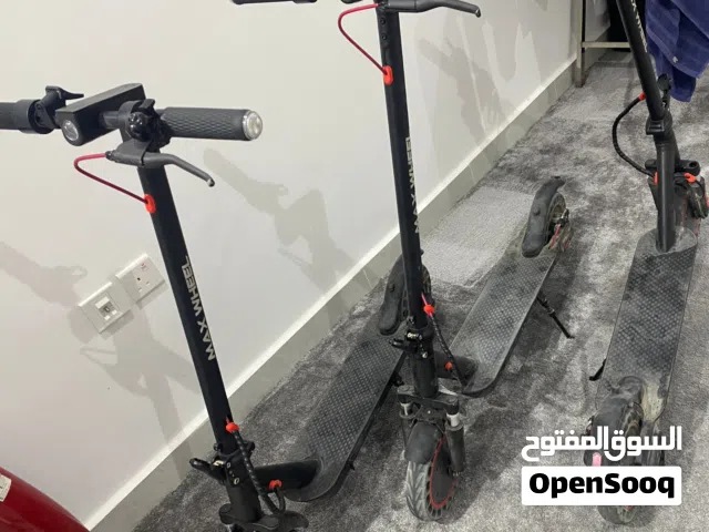 3 سكوترات شبه جداد استخدام شهرين