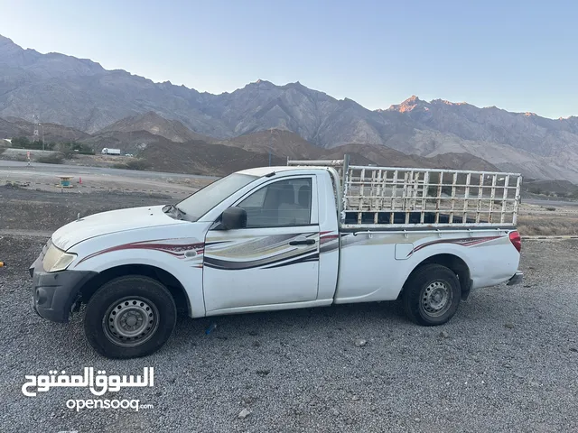 بيكب مستبيشي