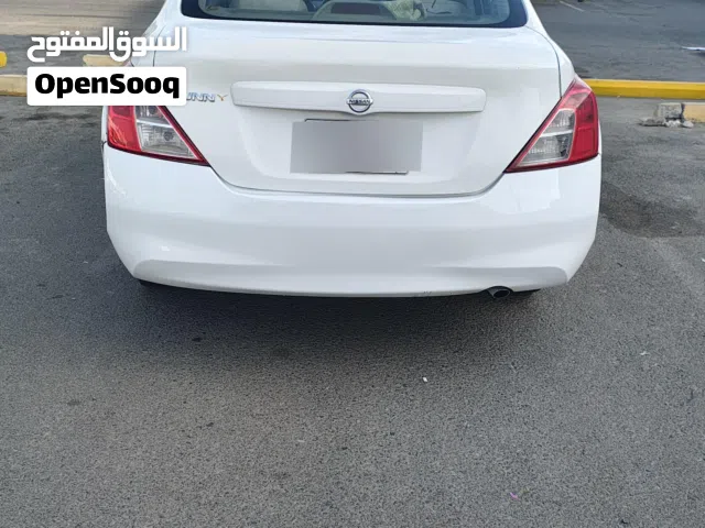 2014 Nissan Sunny Standard