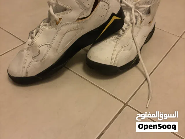Nike air jordan true flight 50 rials