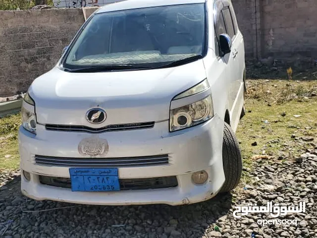 Used Toyota Voxy in Sana'a