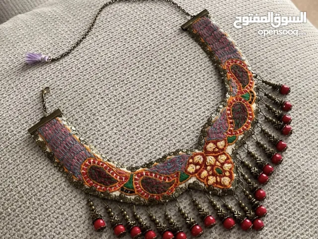 Handmade Iranian necklace عقد إيراني مصنوع يدويًا