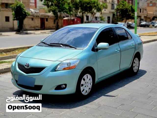 2010 تويوتا يارس Basic