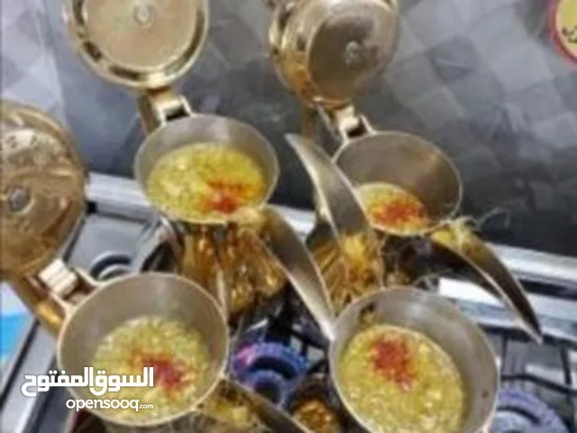 قهوجي الخميس وابها واحد رفيده تندحه