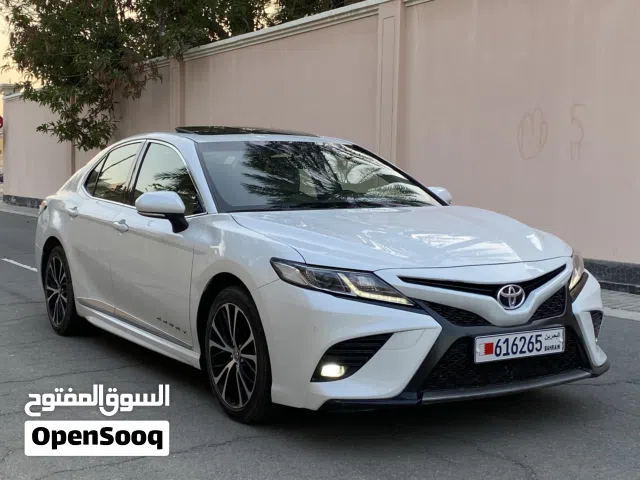 Toyota Camry SE 2019