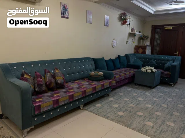 أثاث مستعمل بحالة جيدة للبيع