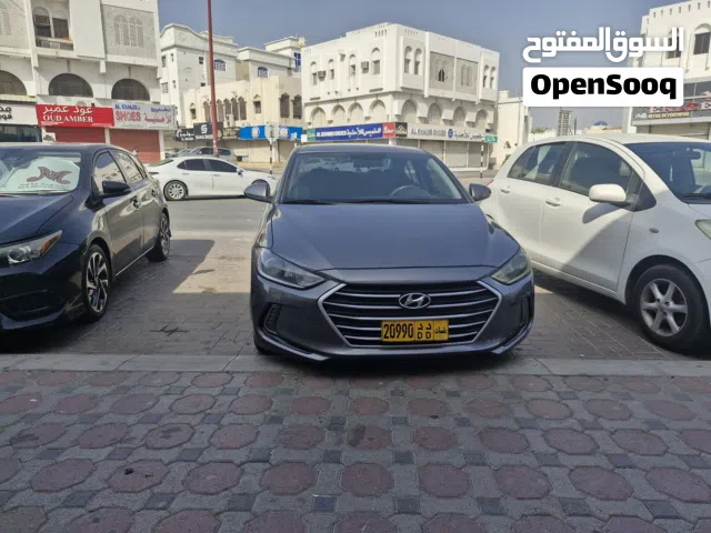 2018 هيونداي النترا SE